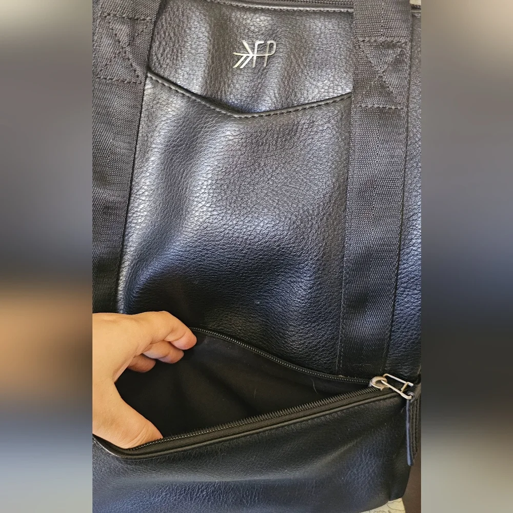 Fleshly Picked transport/diaper black‎ leather backpack